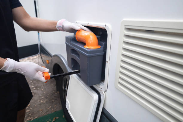 Best Best portable toilet rental  in Easton, CA