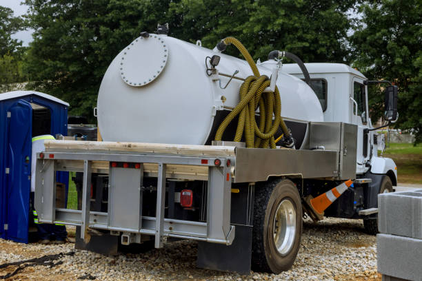 Portable Toilet Options We Offer in Easton, CA